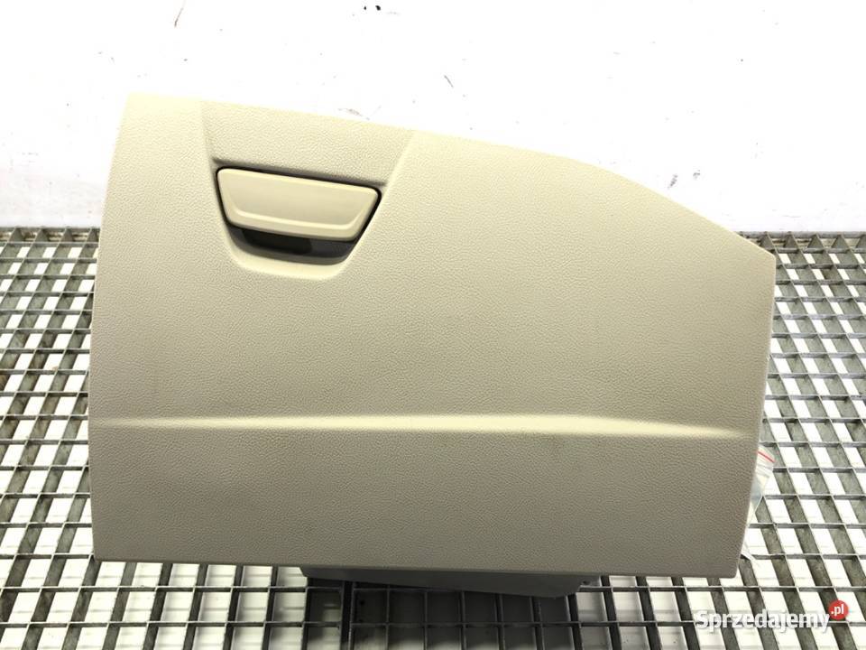 SCHOWEK PASAŻERA FORD FOCUS III Hatchback PÓŁKA osobowe