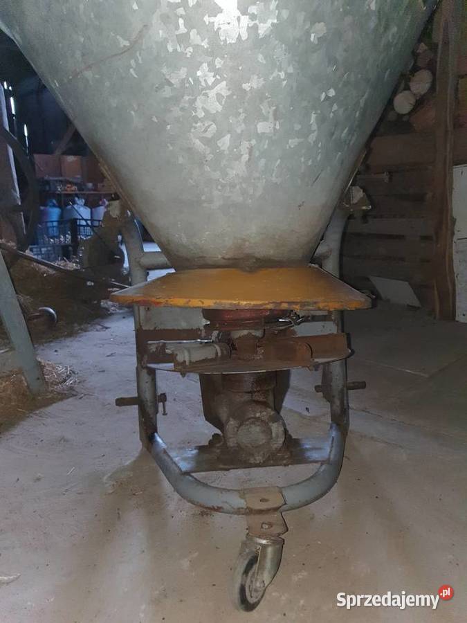 Rozsiewacz do nawozów super stan sprawny Nowiny Żukowskie