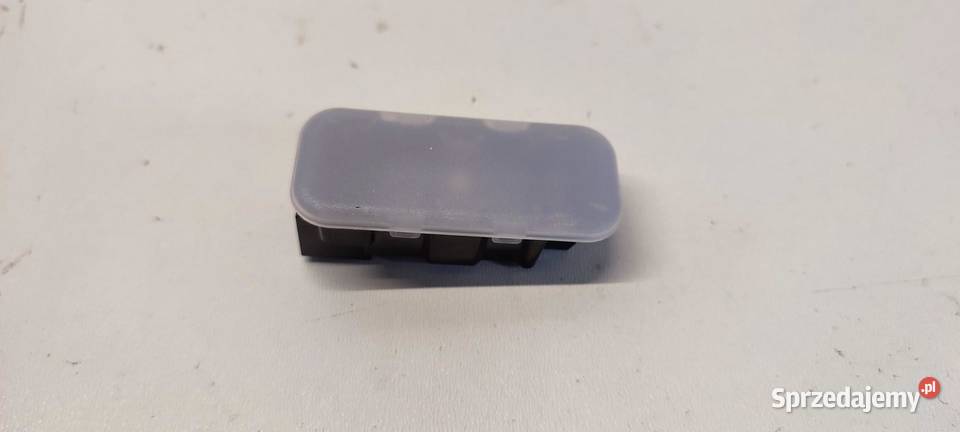 VW TAYRON LAMPKA KABINY 5H0947415G