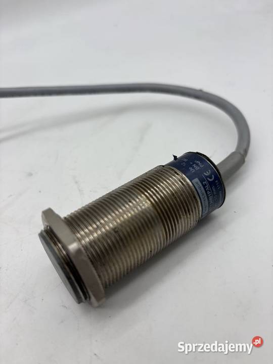 Telemecanique XT130B1PAL2 Czujnik pojemnościowy Warszawa