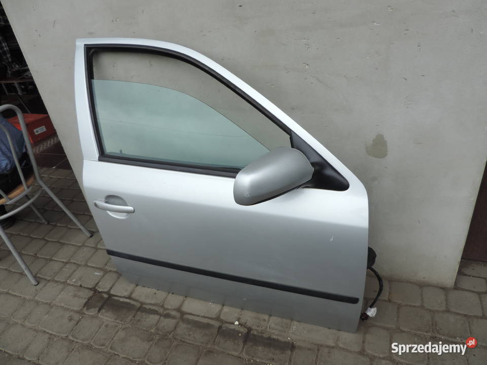 SKODA OCTAVIA 1 HB 5D DRZWI PRAWY PRZÓD Drzwi Drzwi Nowy Sącz
