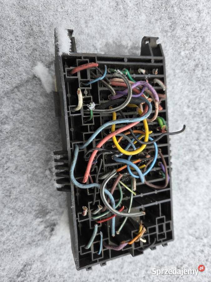 Polonez Caro benz skrzynka bezpieczników śląskie sprzedam