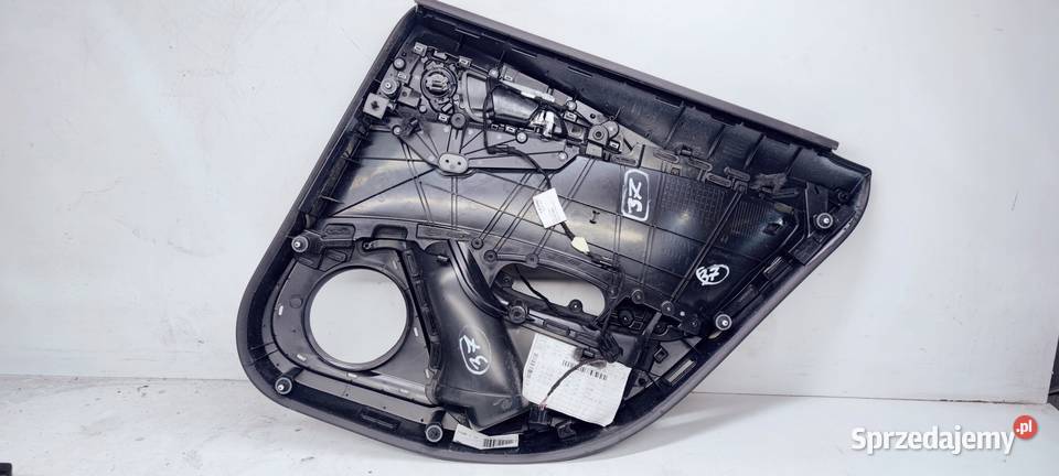 BOCZEK DRZWI L T AUDI A6 C7 4G0867305 SKÓRA 37 osobowe Przystajń
