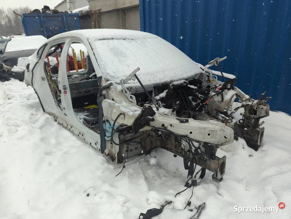 KAROSERIA ĆWIARTKA BŁOTNIK PRÓG DACH PODŁUŻNICA