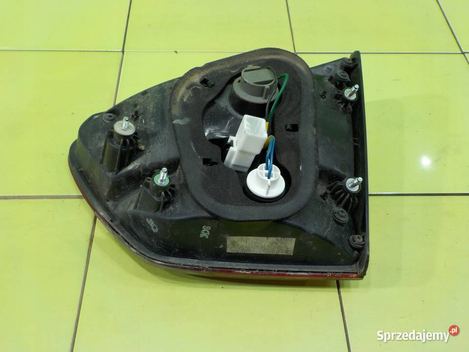 KIA CARENS IV 16 B 14r 5D lampa w klape lewa tyl