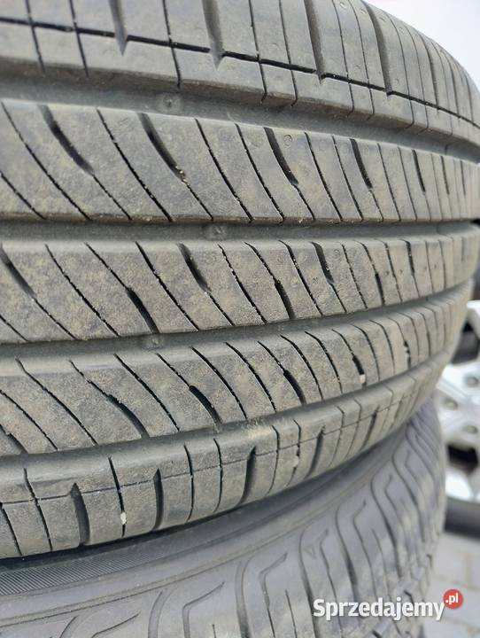 205 65 16 kumho letnie komplet Niepołomice sprzedam