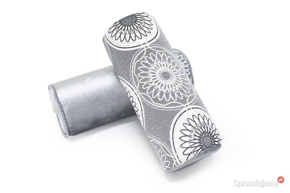 Poduszka Dekoracyjna Pluszowa Wałek Dekoracyjny Kazimierz Biskupi