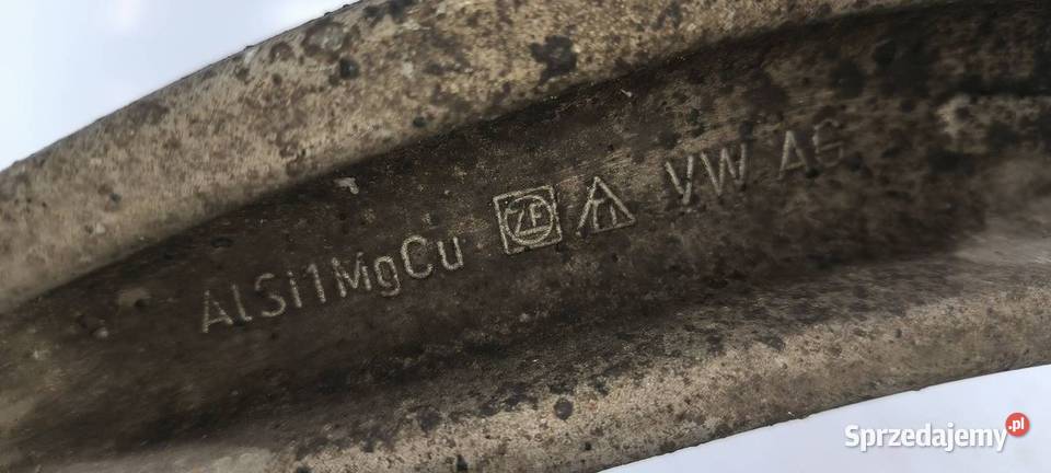 WAHACZ PRZÓD LEWY AUDI Q7 II 4M 4M0407695C Lipno