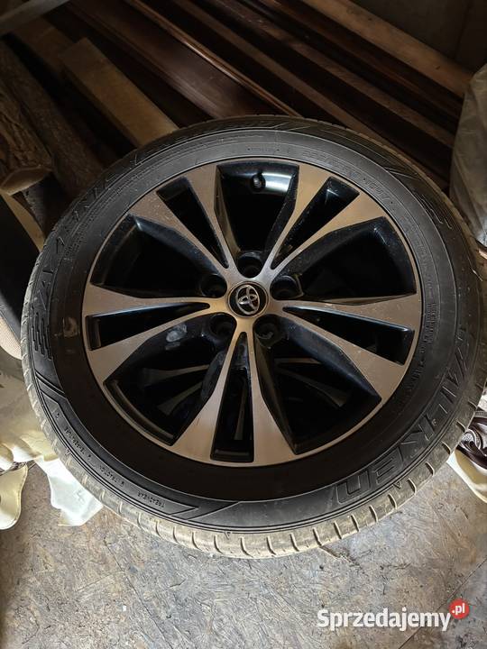 Sprzedam koła Toyota 2355518