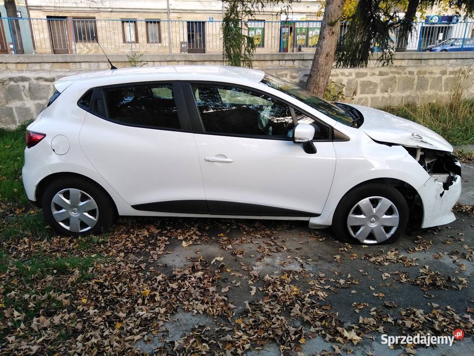 Reno Clio 12 74 benzyna sprowadzony