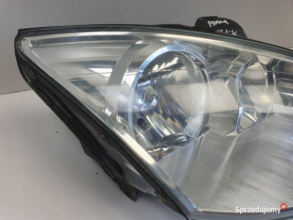 LAMPA PRAWA Ford Focus mk1 lift 0104r PRZEDNIA Lampy przednie