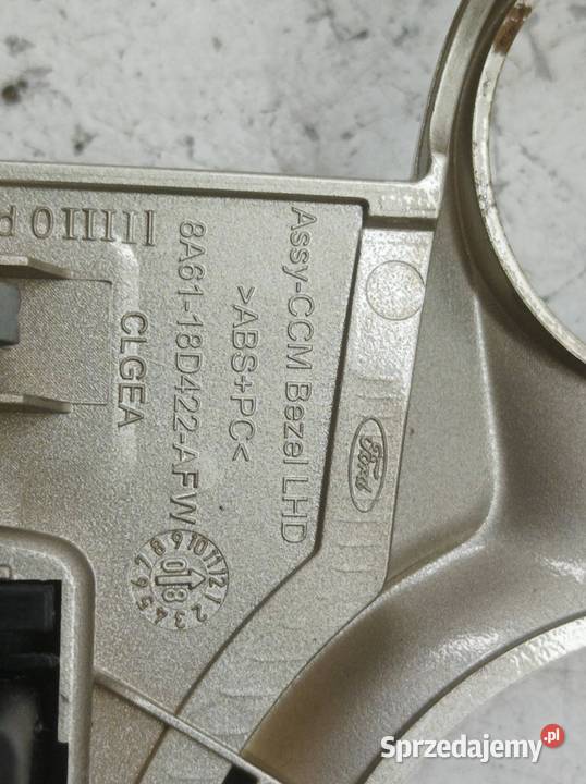 OSŁONA RAMKA PANLU NAWIEWU 8A6118D422AFW Ford Wyposażenie wnętrza sprzedam