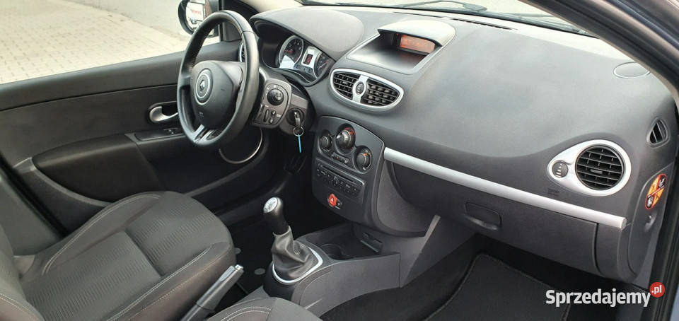 Renault Clio Niski przebiegSerwis w ASO isofix Przyszowice