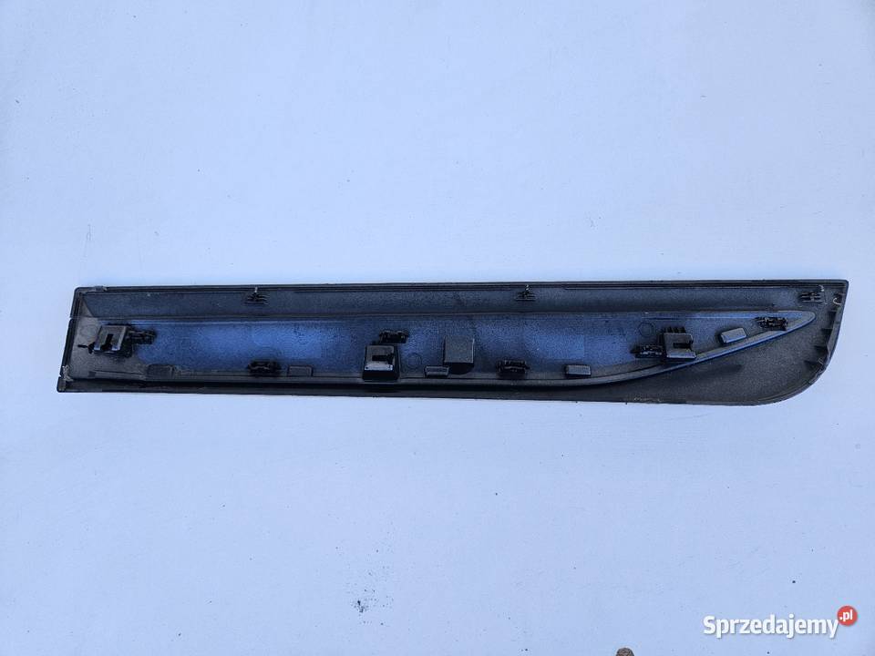 TOYOTA YARIS III 3 LIFT LISTWA DRZWI PRAWY TYŁ wielkopolskie Międzychód sprzedam