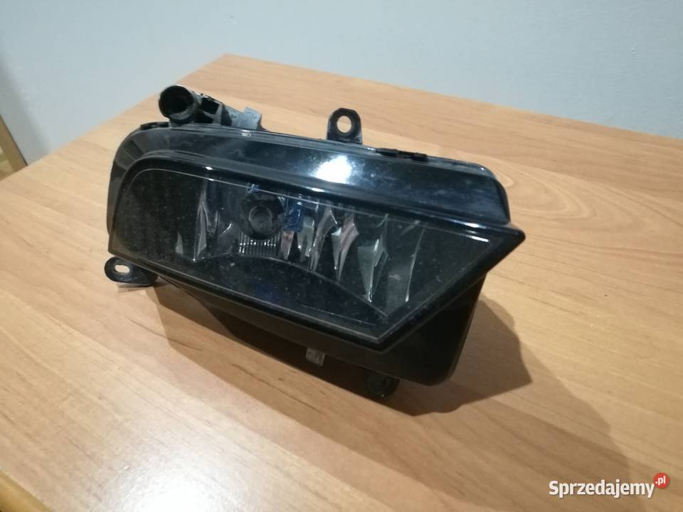 Halogen A4 B8 Prawy 8k0941700 Turek