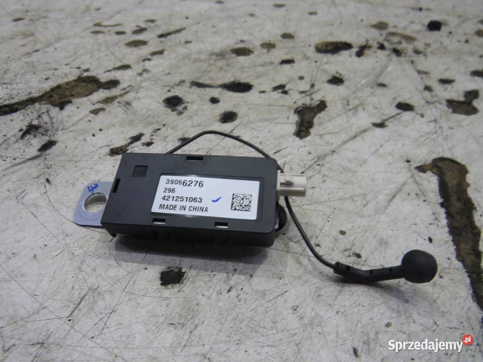 WZMACNIACZ ANTENY OPEL ASTRA V K 39066276 sprzedam