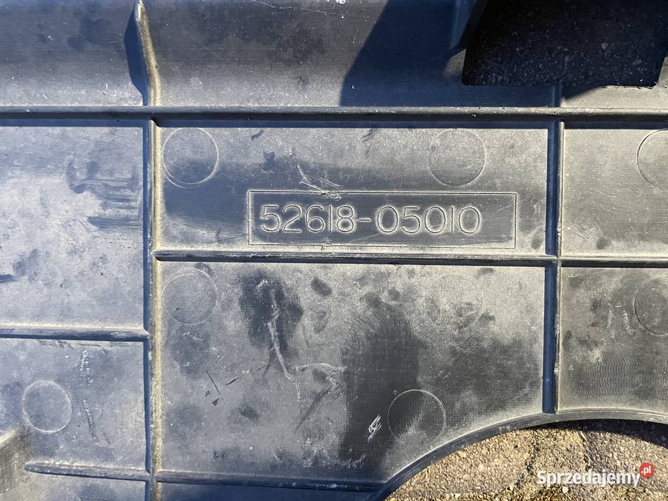 Toyota AVENSIS T27 osłona pod zderzak przód Pozostałe Elbląg
