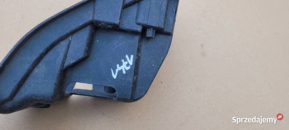 AUDI A1 ŚLIZG ZDERZAK PRAWY MOCOWANIE HALOGENU Ruda Śląska