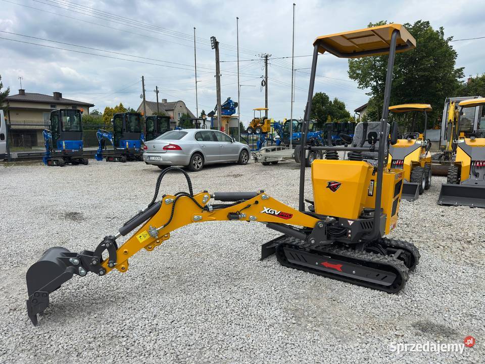 Nowa Minikoparka XGV TOP08 z 2026r Waga 800 Rok produkcji 2026 Złoczew