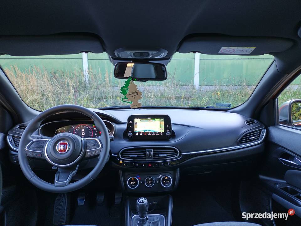 FIAT TIPO CROSS 10 T3 Myślenice
