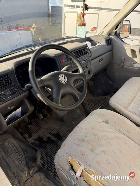 Syndyk sprzeda pojazd Volkswagen model pomorskie Puck