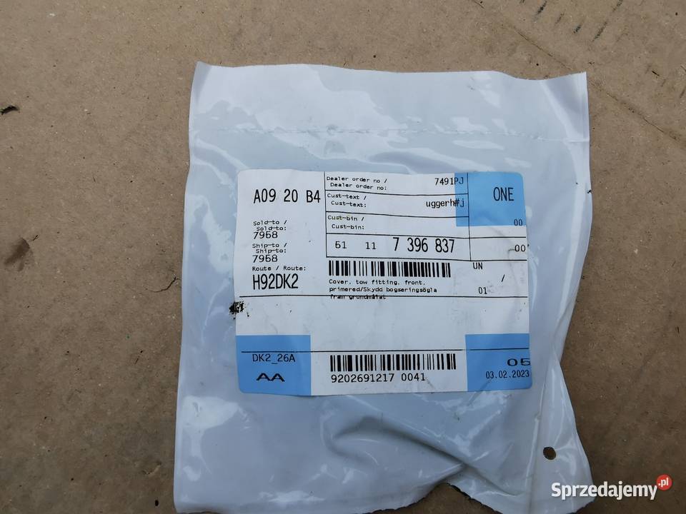 Zaślepka haka zderzaka przód bmw f30 31 lci lift Części