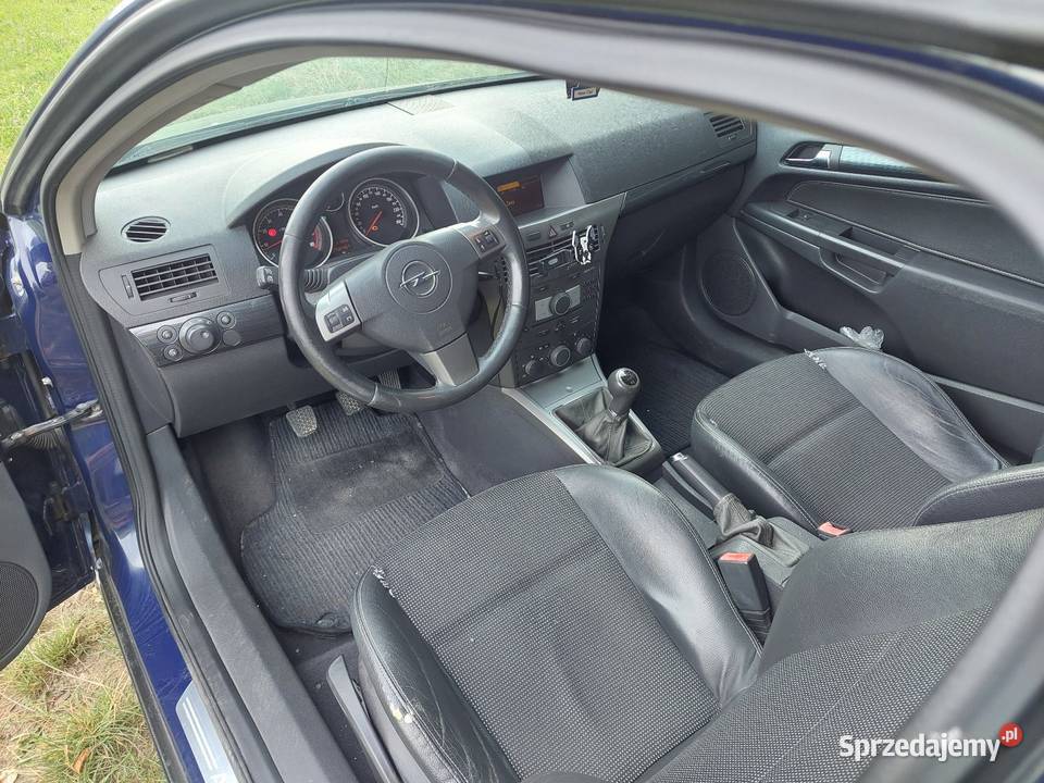 Fotele Kanapa Tylna Tapicerki Opel Astra H GTC Sucha Beskidzka