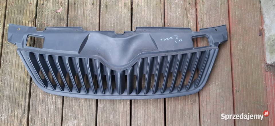 Skoda Fabia ll 5J Lift Atrapa Grill osobowe Atrapy Kościerzyna