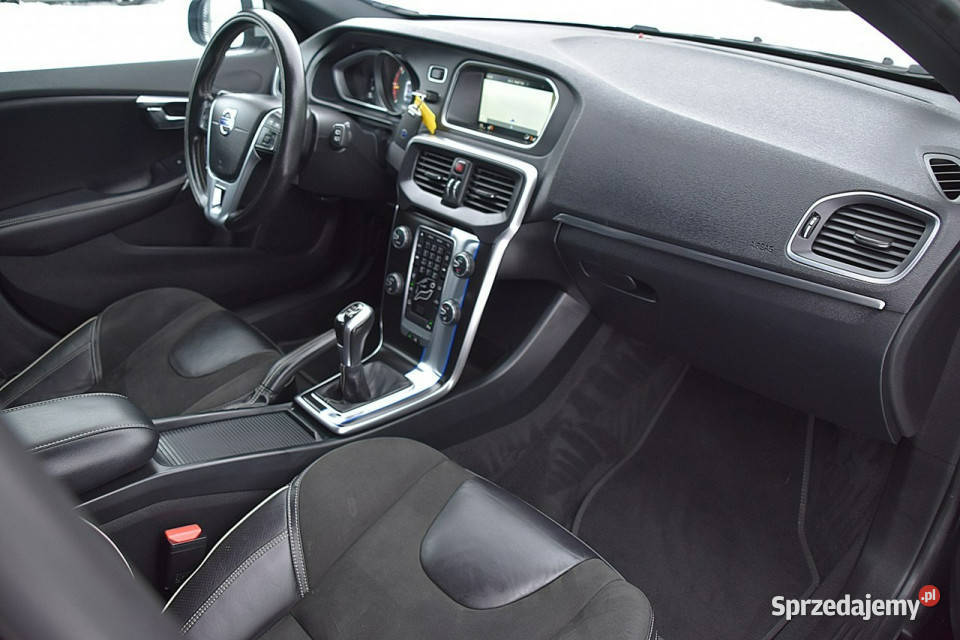 Volvo V40 20D2 RDesign Alcantara Led Navi Xenon czarny