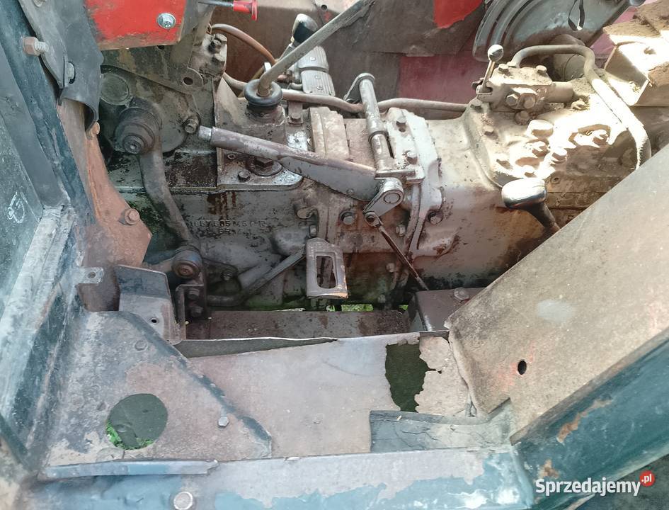 MF 255 Ursus z kabiną 1989 nie malowany opolskie