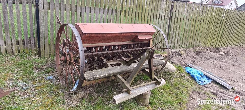 Siewnik zbożowy sprawny gotowy do pracy Iłża