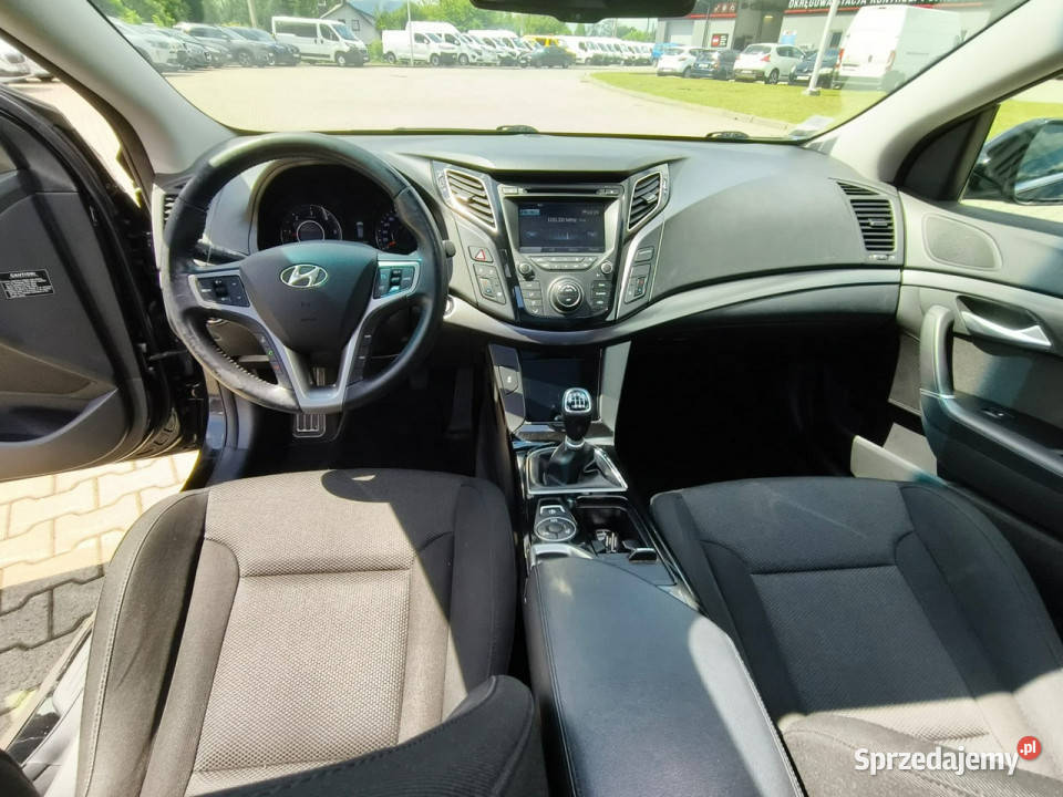 Hyundai i40 17crdi 136 PANORAMA KAM COFANIA