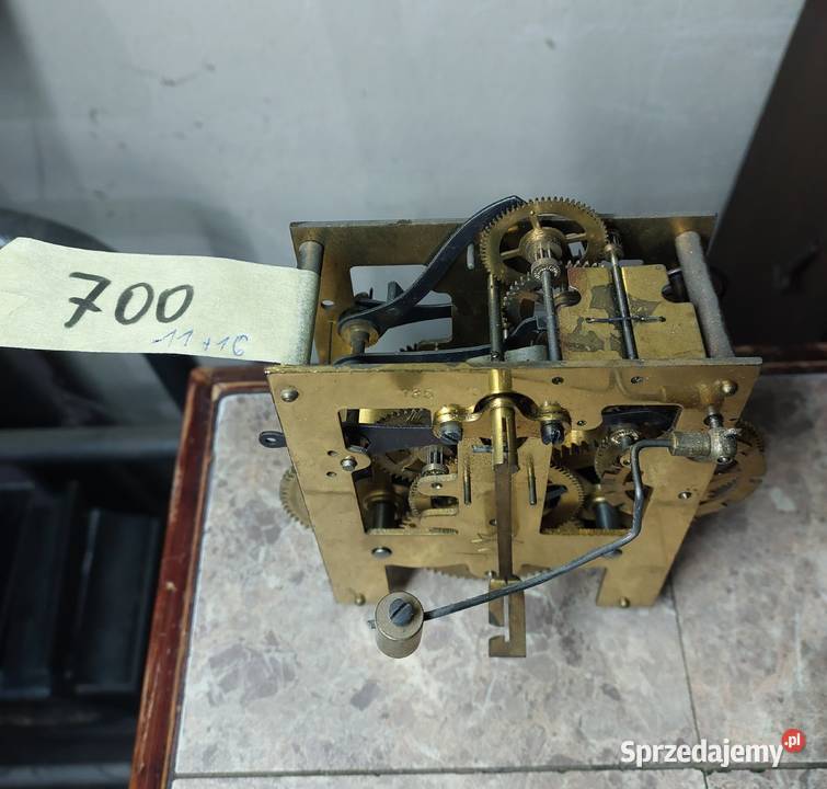 700 Mechanizm starego zegara ściennego Junghans Tczew
