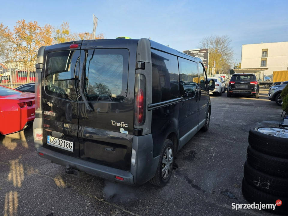 Renault Trafic 19 DCI 100 Klimatyzacja Hak Słupsk