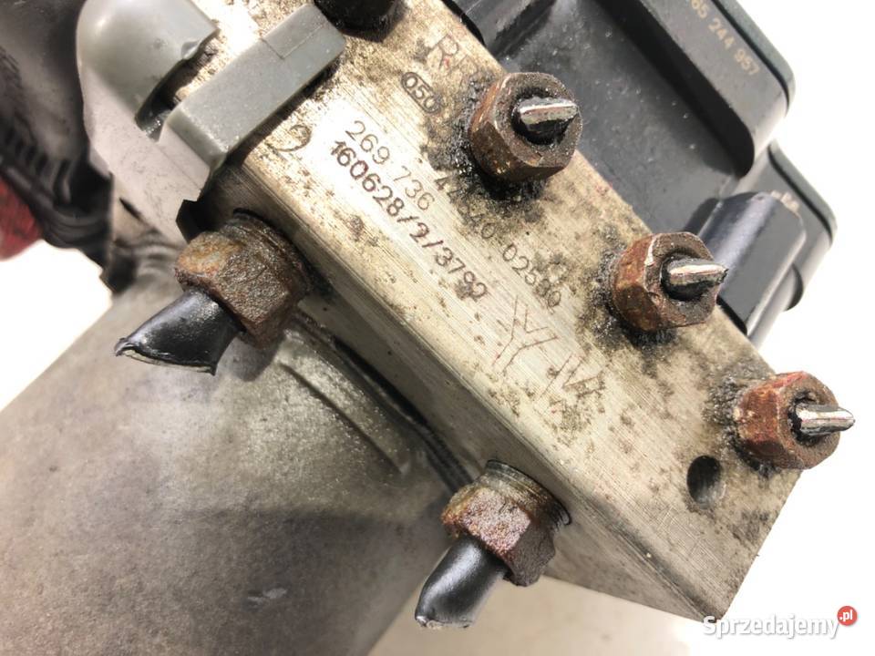 POMPA ABS TOYOTA AURIS II 0265956504 16 112 1318 podkarpackie