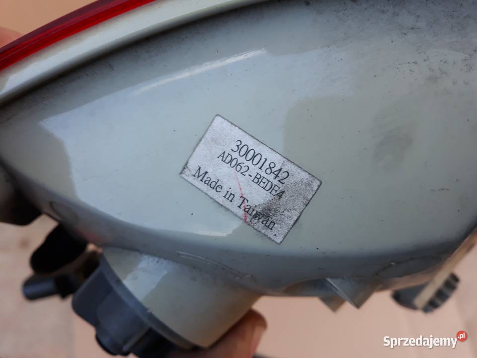 AUDI A4 B7 KOMBI AVANT LAMPA PRAWA TYŁ TYLNA Międzychód