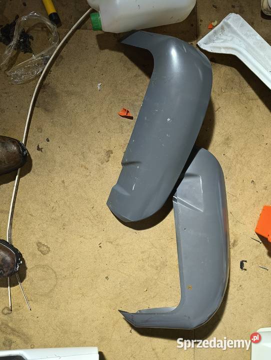 Narożniki tył przyczepa kempingowa Knaus Sport świętokrzyskie Odrowążek