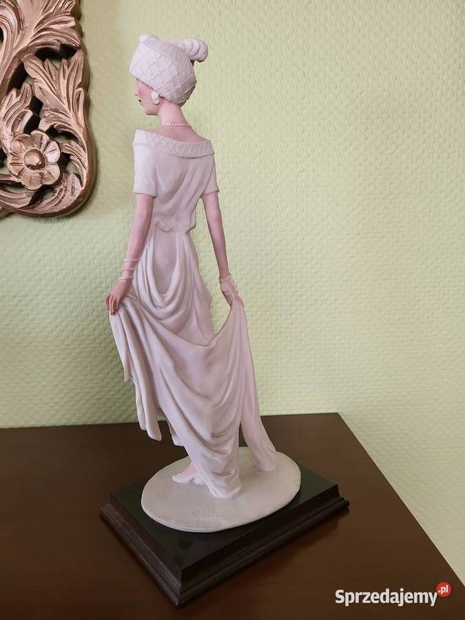 Włoskaartystyczna figura sprzedam