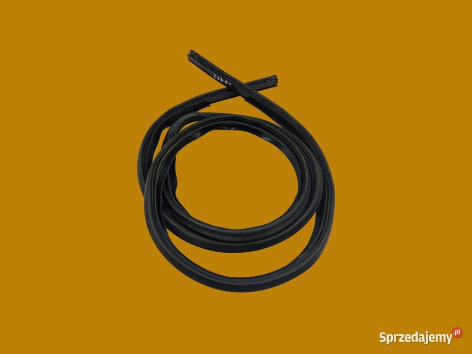 USZCZELKA DRZWI PRAWY PRZÓD PASAŻERA KAROSERYJNA