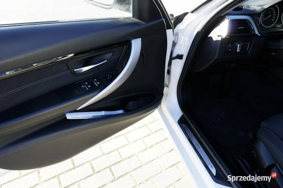 BMW 318 Sport Line faceliftingu salon Polska Sedan / Limuzyna mazowieckie Warszawa