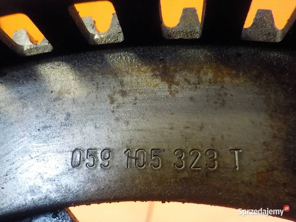 TOUAREG 30 TDI 07r 224 BKS kolo zamachowe Suków