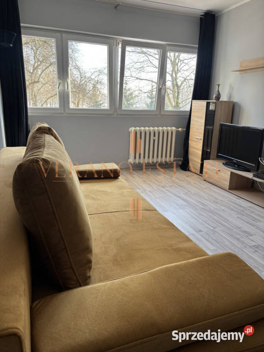 Kawalerka Rok budowy 1975