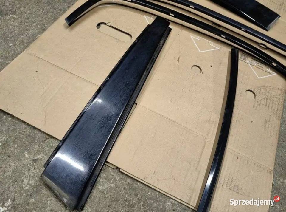Listwy drzwi BMW E38 połysk komplet
