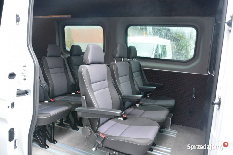 Renault Master 9 osobowy 2025r nowy 2lata nieuszkodzony Renault Warszawa sprzedam