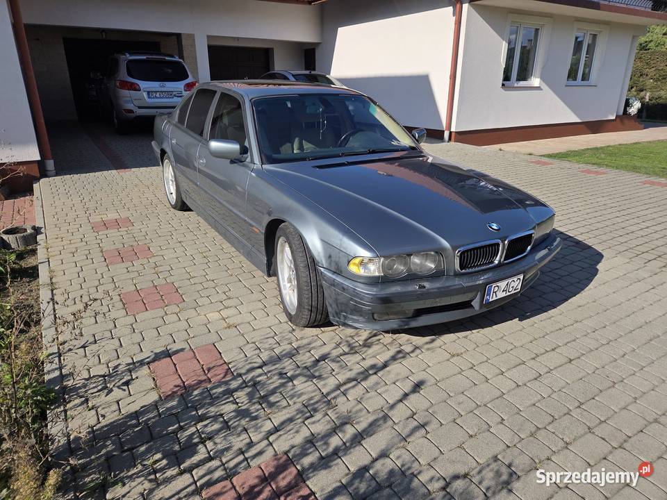BMW 740i E38 klasyka która nadal robi wrażenie
