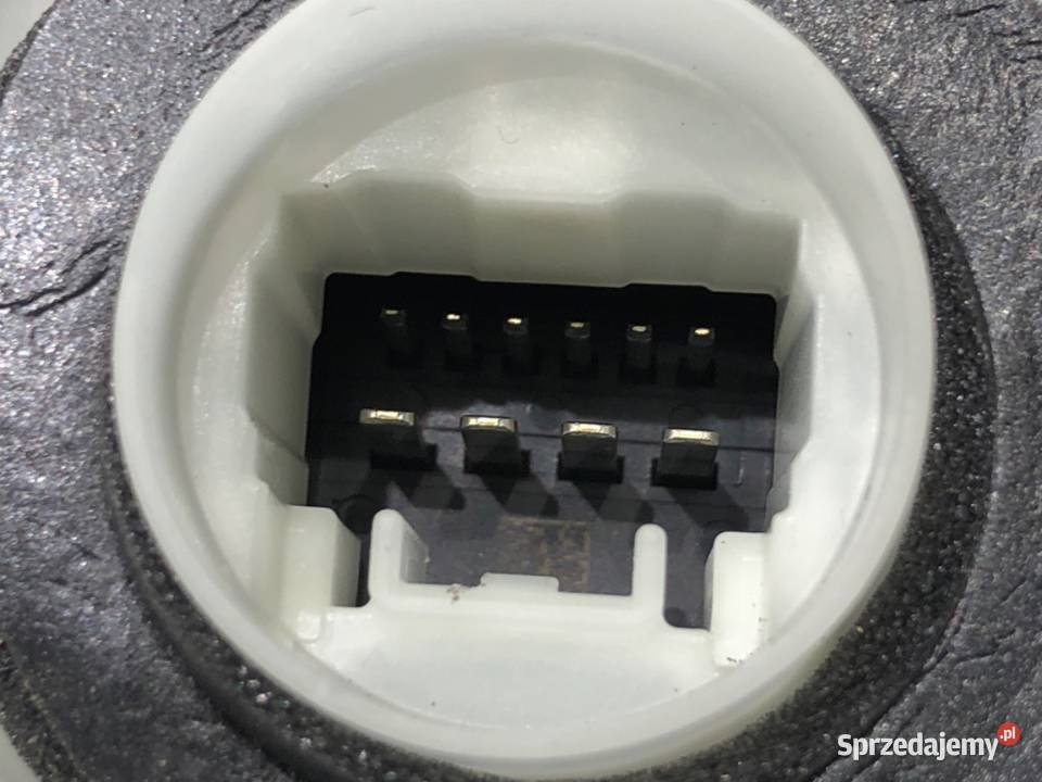 ZAMEK DRZWI PRAWY TYŁ LEXUS LBX Crossover Motoryzacja sprzedam