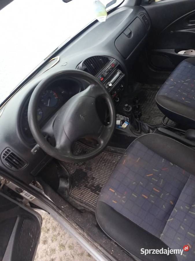 Saxo 2000 silnik 11 nieuszkodzony