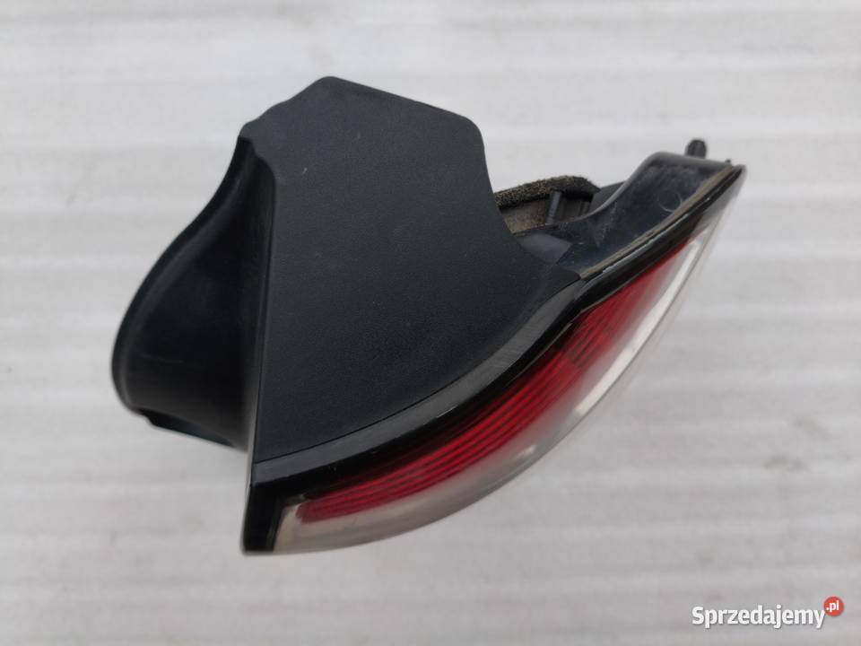 Lampa Prawy Tył Tylna Prawa Opel Zafira B