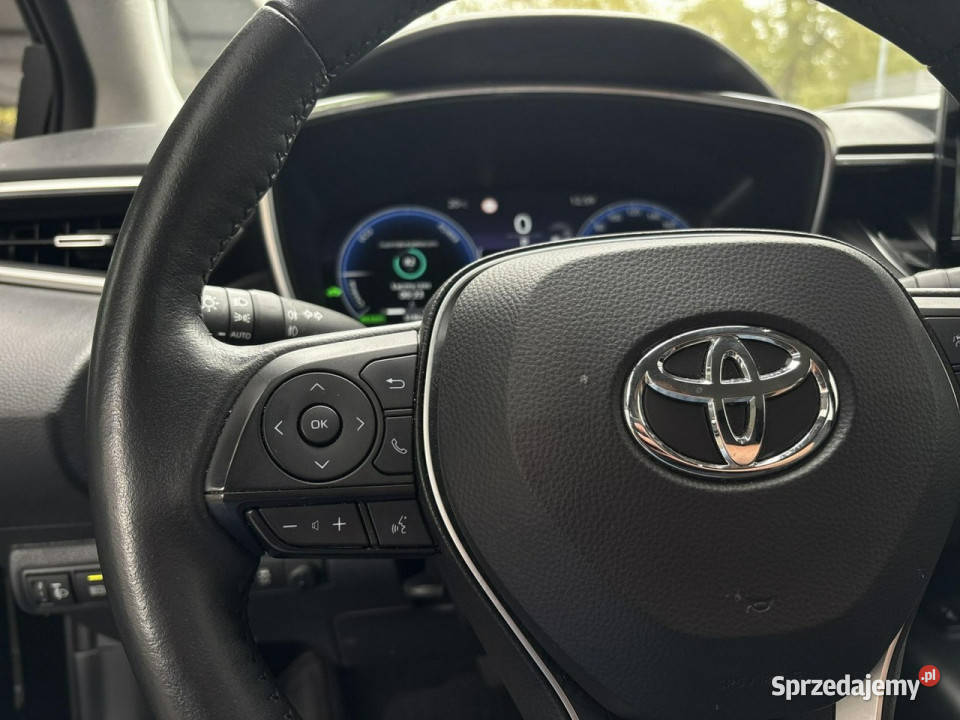 Toyota Corolla 18 Hybrid COMFORT TECH salon Corolla