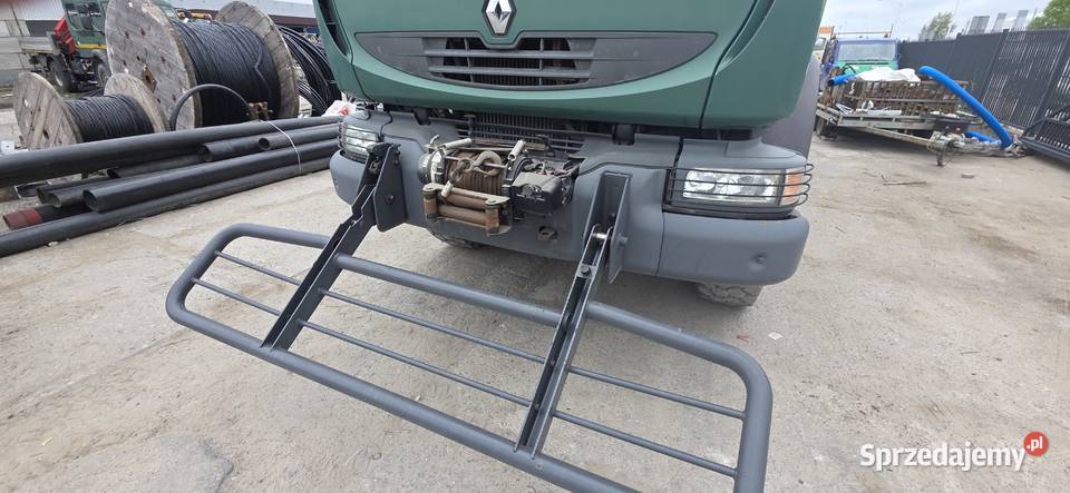 Renault Midlum Doka 9 osobowy 4x4 bezwypadkowy Skrzynie z plandeką Płock sprzedam